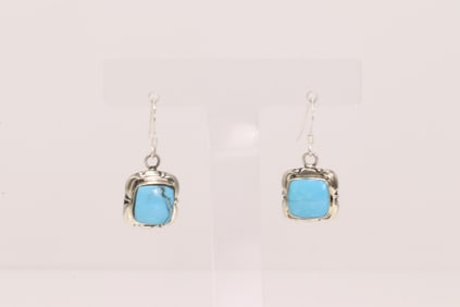 Native America Navajo Sterling Silver Turquoise Dangling Earring's.