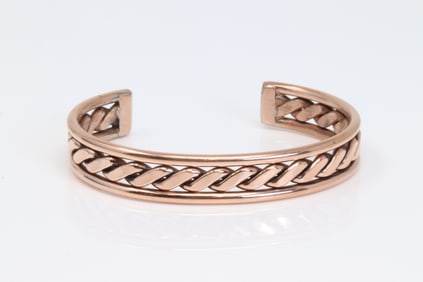Native America Navajo Copper Bracelet Cuff By Elaine Tahe.