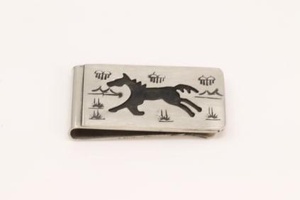 Native America Navajo Sterling Silver Horse Design. The Design Is made From Sterling Silver. The