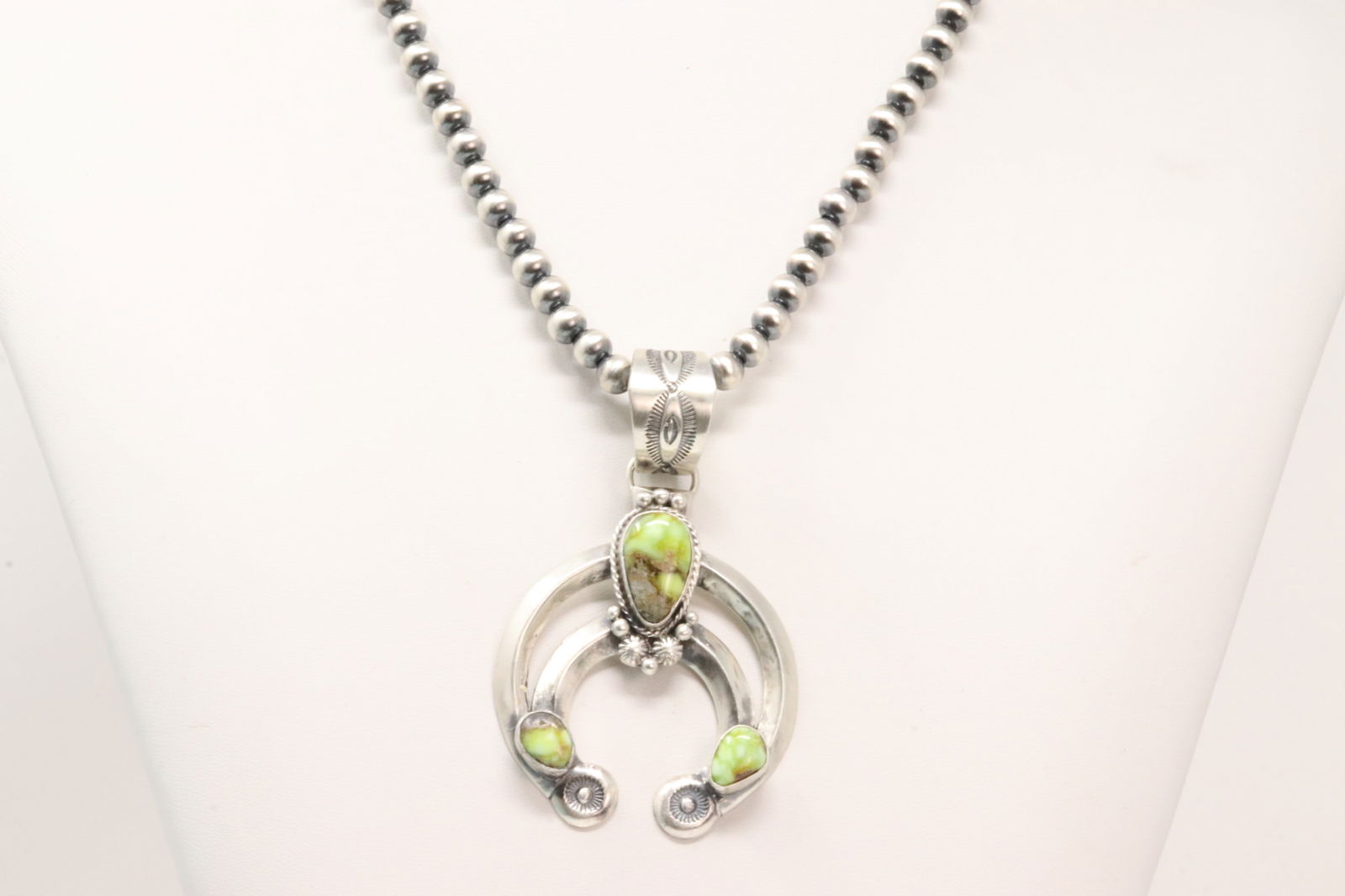 Native America Navajo Sterling Silver Palomino Naja Necklace By Samuel Yellowhair. (1 of 4)