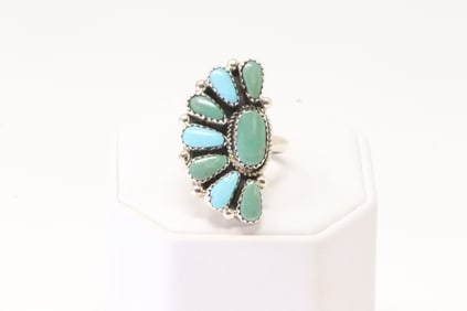 Native America Zuni Sterling Silver Kingman Turquoise Ring By Alicia Wilson.