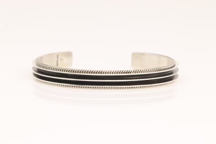 Native America Navajo Sterling Silver Solid Bracelet Cuff By Y.