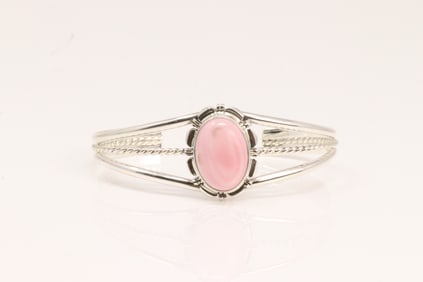Native America Navajo Sterling Silver Pink Conch Shell Bracelet Cuff By N.J.