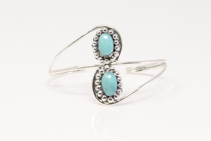 Native America Navajo Sterling Silver Turquoise Bracelet Cuff By Sadie Jim.