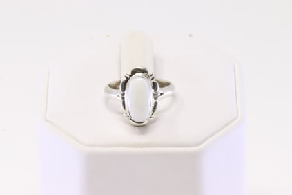 Native America Navajo Sterling Silver White Stone Ring By J.F.