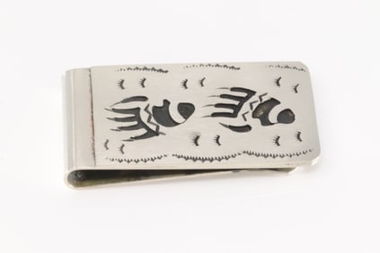 Native America Navajo Sterling Silver Bear Paw Money Clip. The design is made from Sterling Silver.