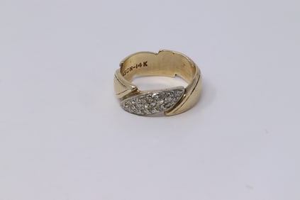 14KT Diamond  Ladies Ring