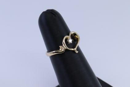14Kt Ladies Diamond Heart Ring