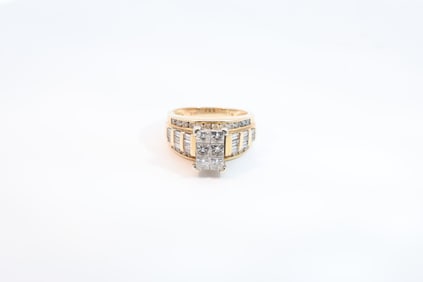 14Kt Yellow Gold Engagement Ring.
