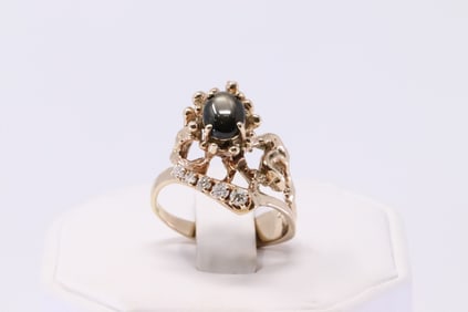 14Kt Yellow Gold Diamond Ring.