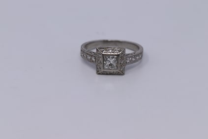 Art Deco Platinum Diamond Ring