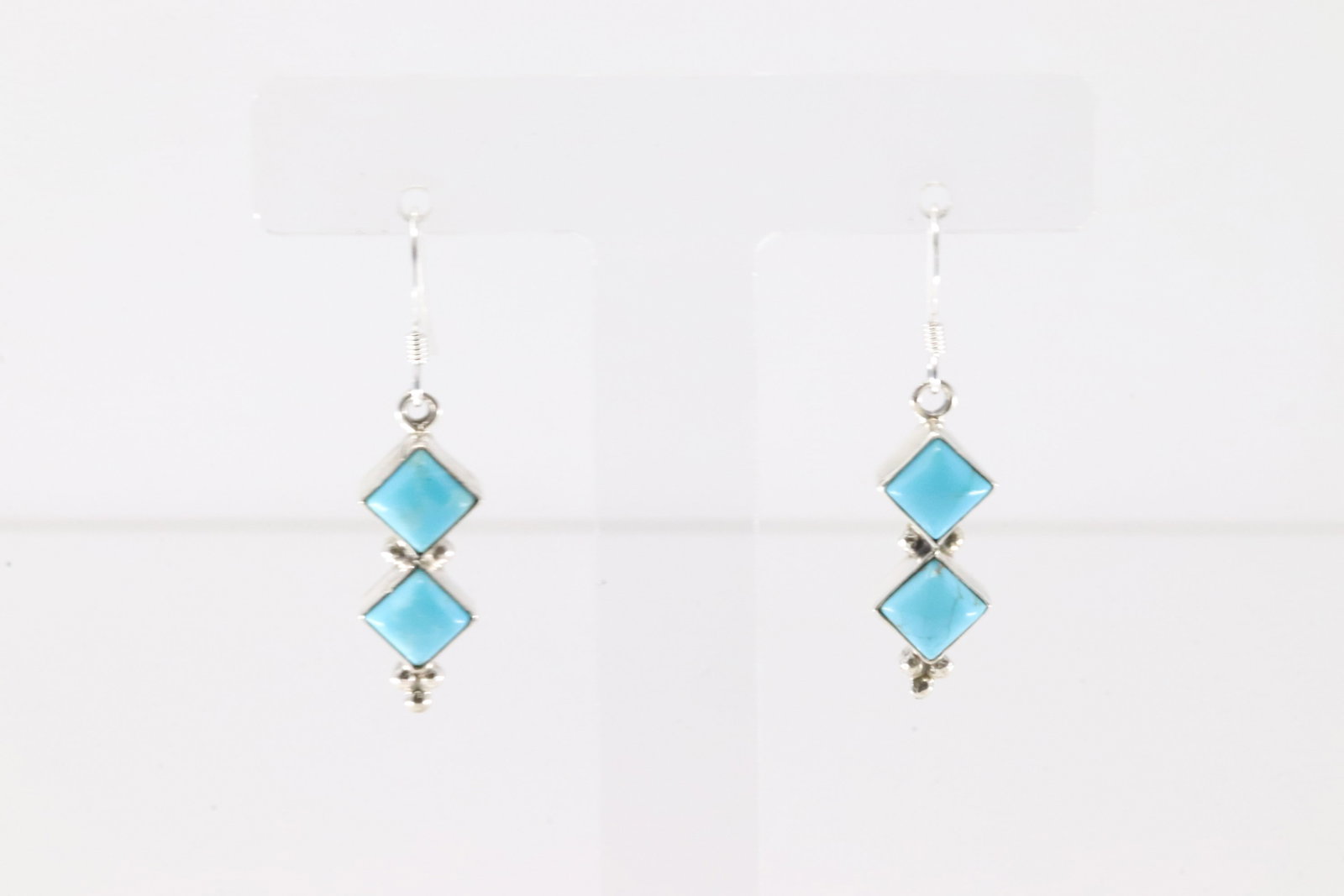 Native America Navajo Sterling Silver Turquoise Dangling Earring's By Gary Shorty.: This is a Native America Navajo Sterling Silver Turquoise Dangling Earring's By Gary Shorty.