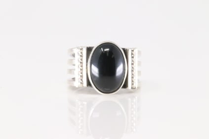 Native America Navajo Sterling Silver Black Onyx Ring By Thomas Yazzie.