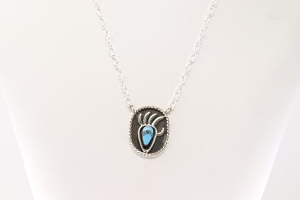 Native America Navajo Sterling Silver Bear Paw Turquoise Necklace By Jimson Belin.