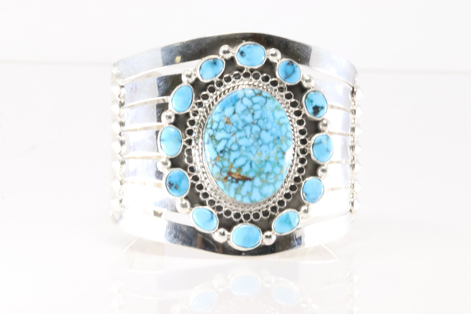 Native America Navajo Sterling Silver Turquoise Bracelet Cuff By Tom Lewis.: This is a Native America Navajo Sterling Silver Turquoise Bracelet Cuff By Tom Lewis. Total weight: 97.50 Grams.