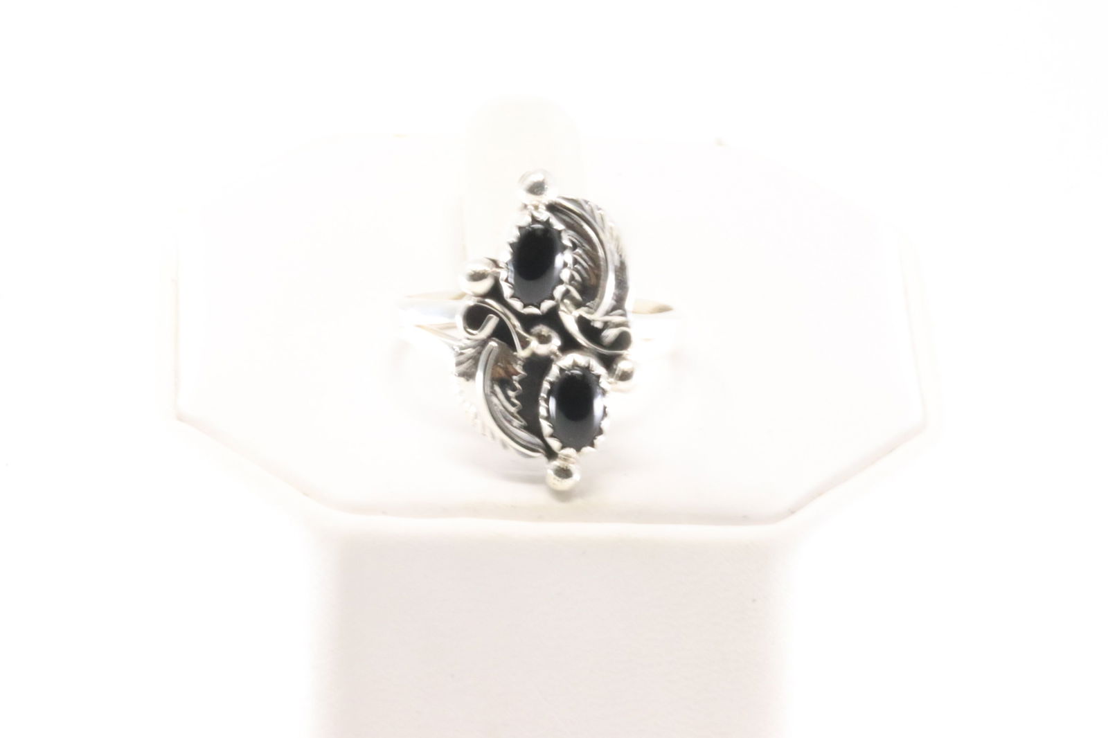 Native America Navajo Sterling Silver Black Onyx Ring By Alice R Saunders. (1 of 4)