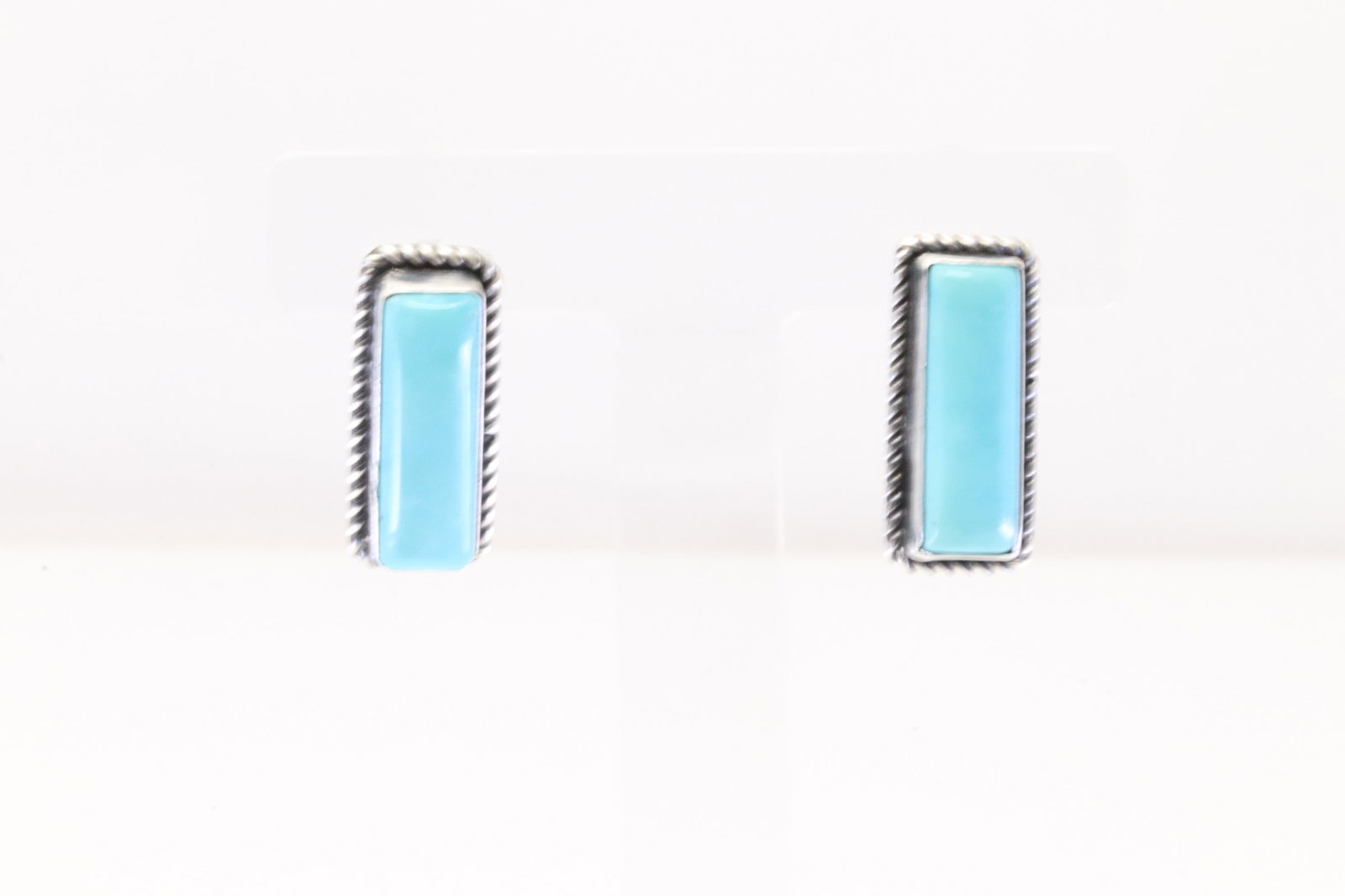 Native America Navajo Sterling Silver Kingman Turquoise Post Earring's By Judith Dixon.: This is a Native America Navajo Sterling Silver Kingman Turquoise Post Earring's By Judith Dixon.
