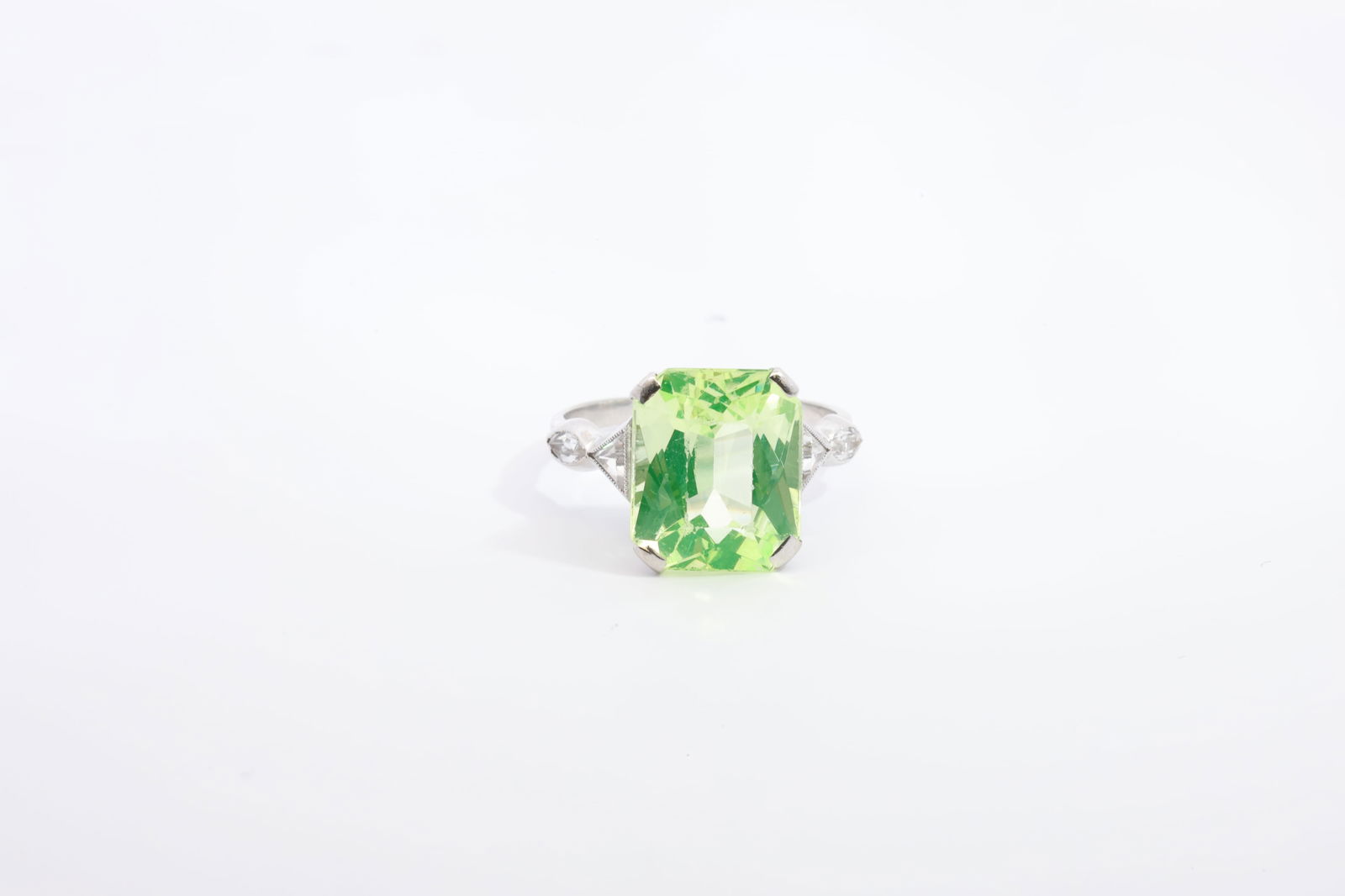 Peridot & Diamond Ring 14Kt. (1 of 4)