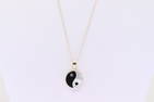 Mother Pearl & Black Onyx Pendant / Necklace 14Kt.