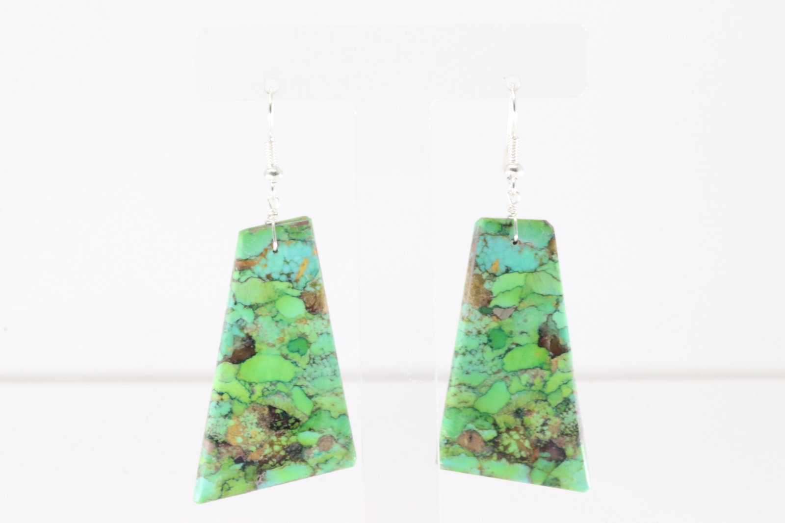 Native America Navajo Sterling Silver Green Stone Dangling Earring's By Jameson Pete.: This is a Native America Navajo Sterling Silver Green Stone Dangling Earring's By Jameson Pete.