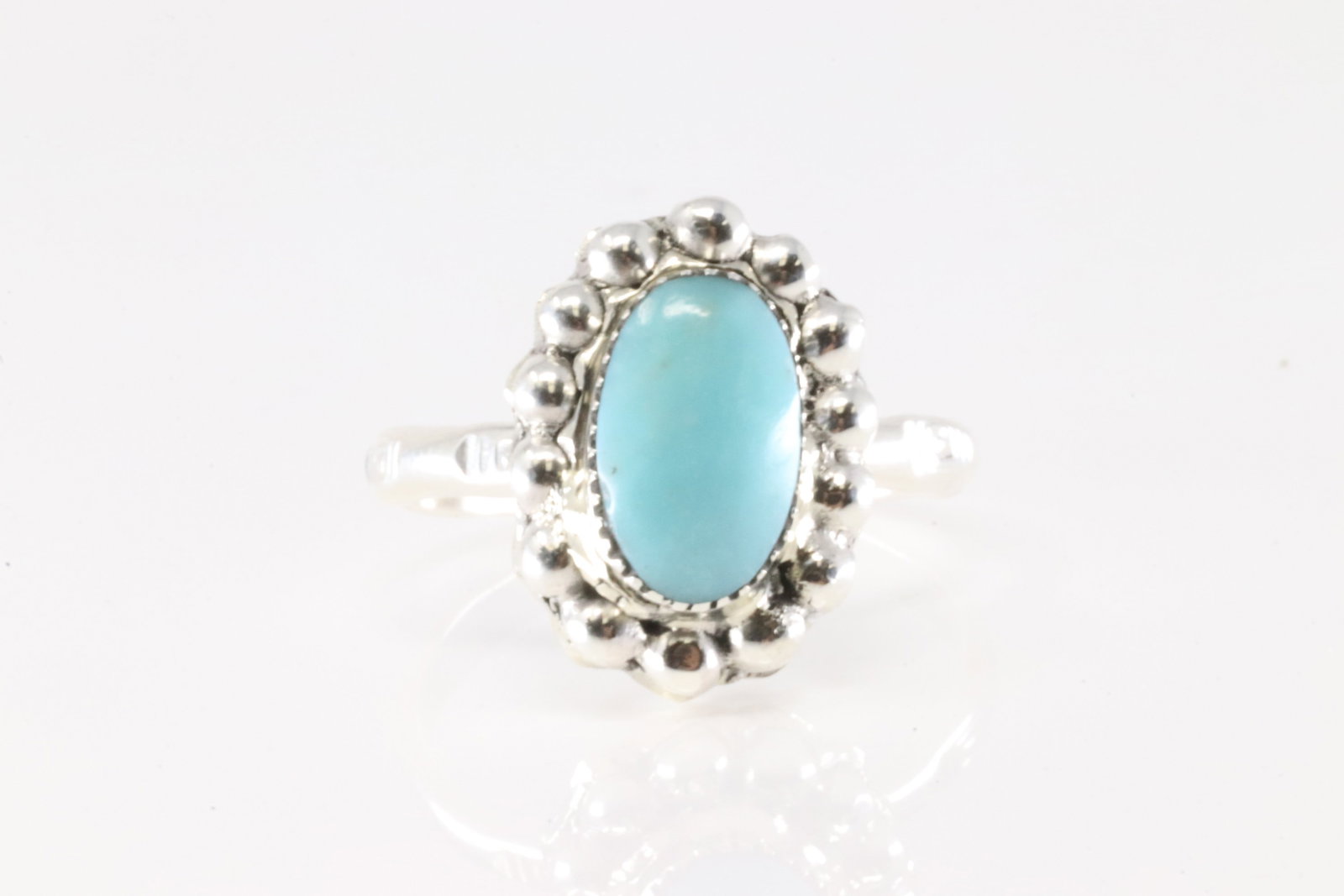 Native America Navajo Sterling Silver Turquoise Ring By Clarence Long.: This is a Native America Navajo Sterling Silver Turquoise Ring By Clarence Long. Ring size: 9.00.