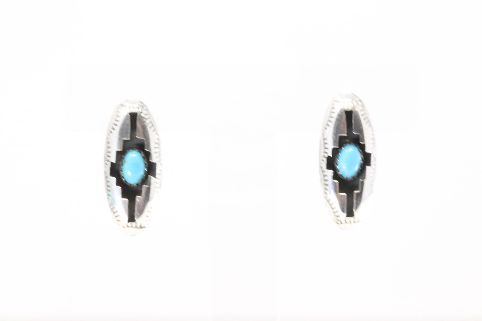 Native America Navajo Sterling Silver Turquoise Post Earring's By Felix Perry.: This is a Native America Navajo Sterling Silver Turquoise Post Earring's By Felix Perry.