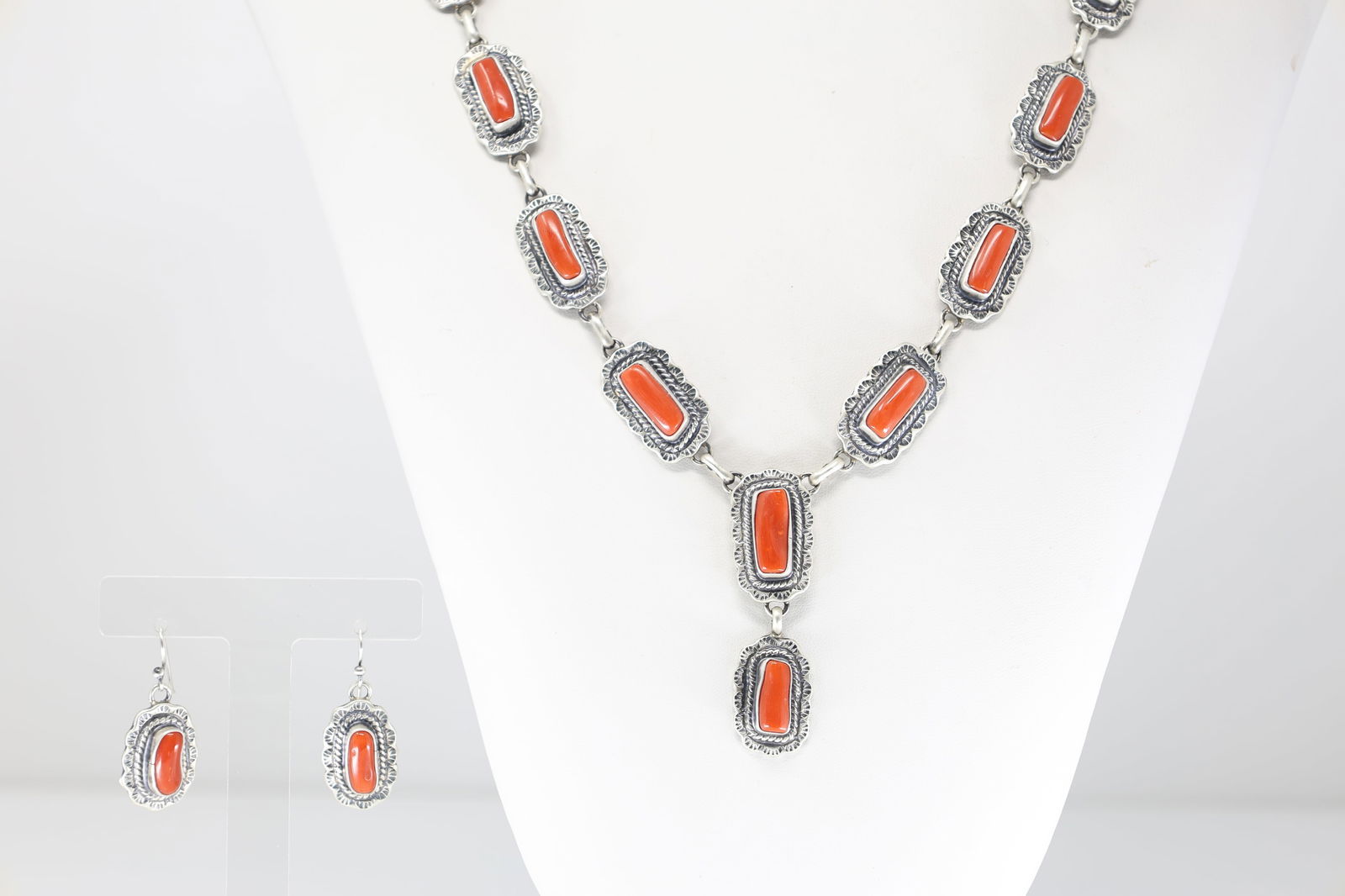 Native America Navajo Sterling Silver Coral Necklace & Earring's Set By Thomas Francisco. (1 of 7)