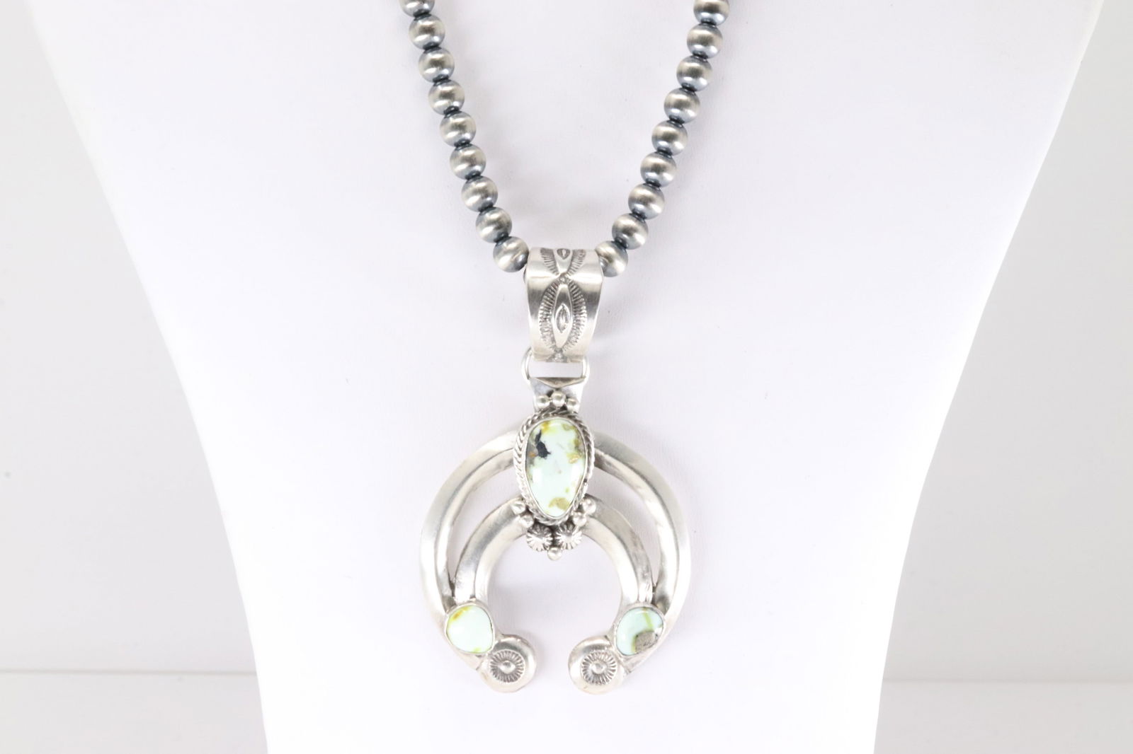 Native America Navajo Sterling Silver Palomino Naja Necklace By Samuel Yellowhair. (1 of 4)