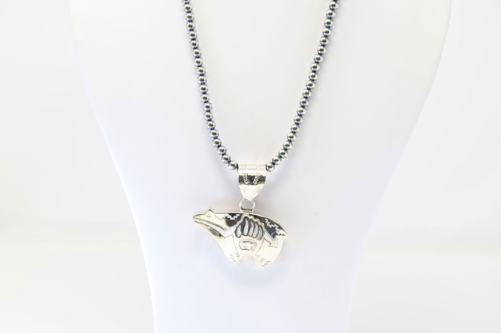 Native America Navajo Sterling Silver Bear Pendant By A.Mariano. With Pearl Beaded Sterling Silver (1 of 4)