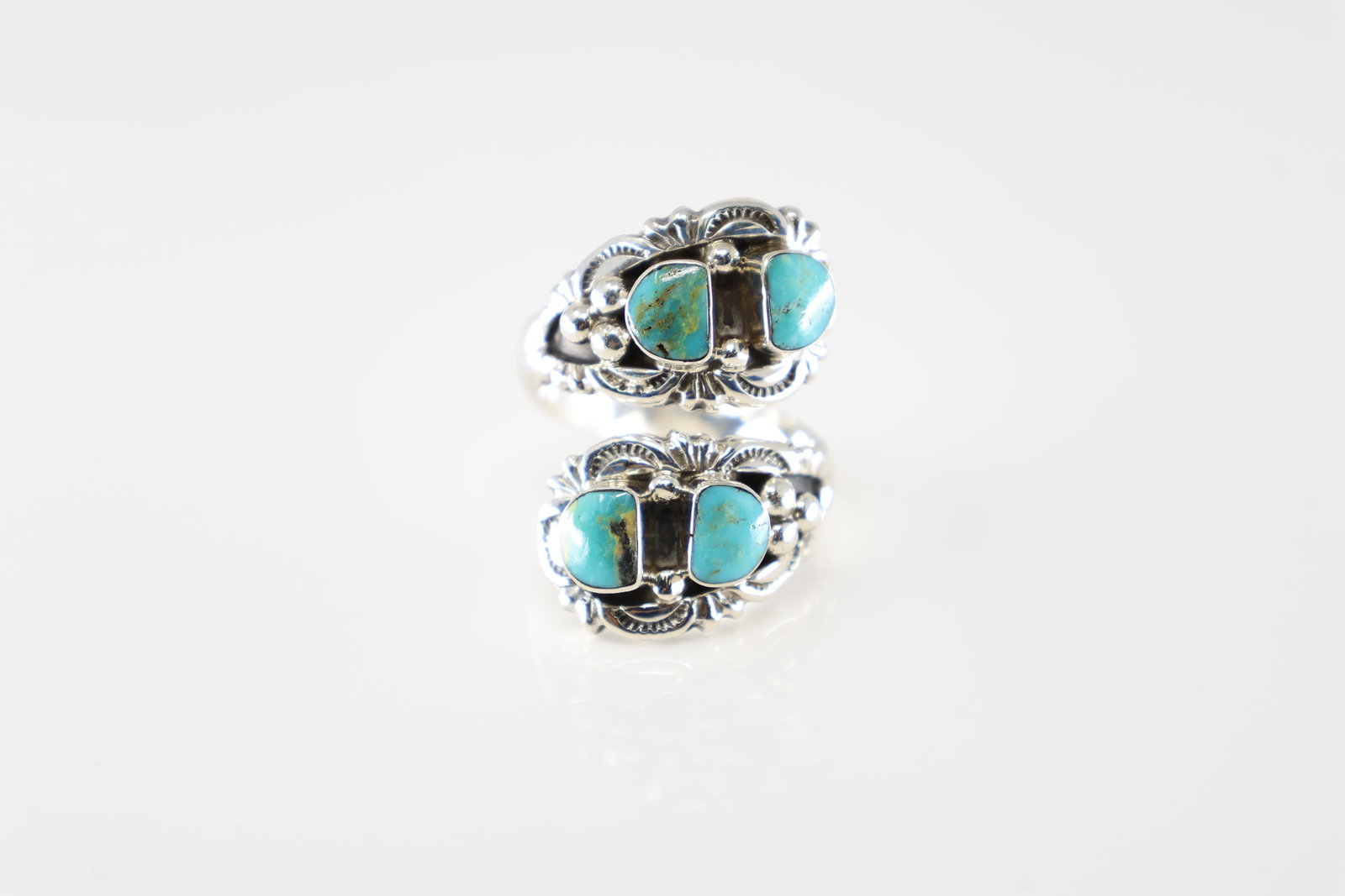 Native America Navajo Sterling Silver Turquoise Ring By Sheena Jack.: This is a Native America Navajo Sterling Silver Turquoise Ring By Sheena Jack. Ring size: 7.00.