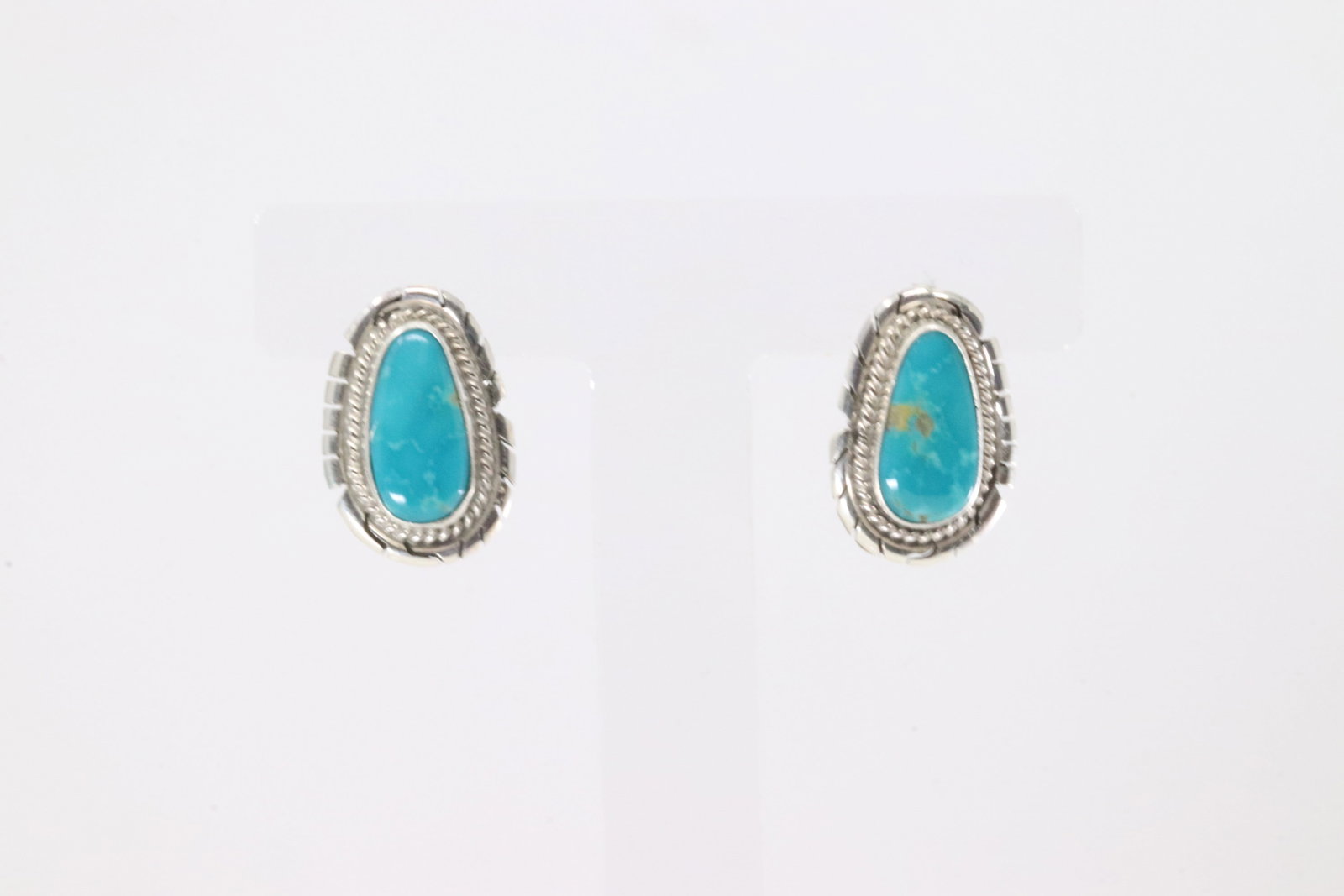 Native America Navajo Sterling Silver Turquoise Post Earring's By Peggy Skeets & Byron Begay.: This is a Native America Navajo Sterling Silver Turquoise Post Earring's By Peggy Skeets & Byron Begay.