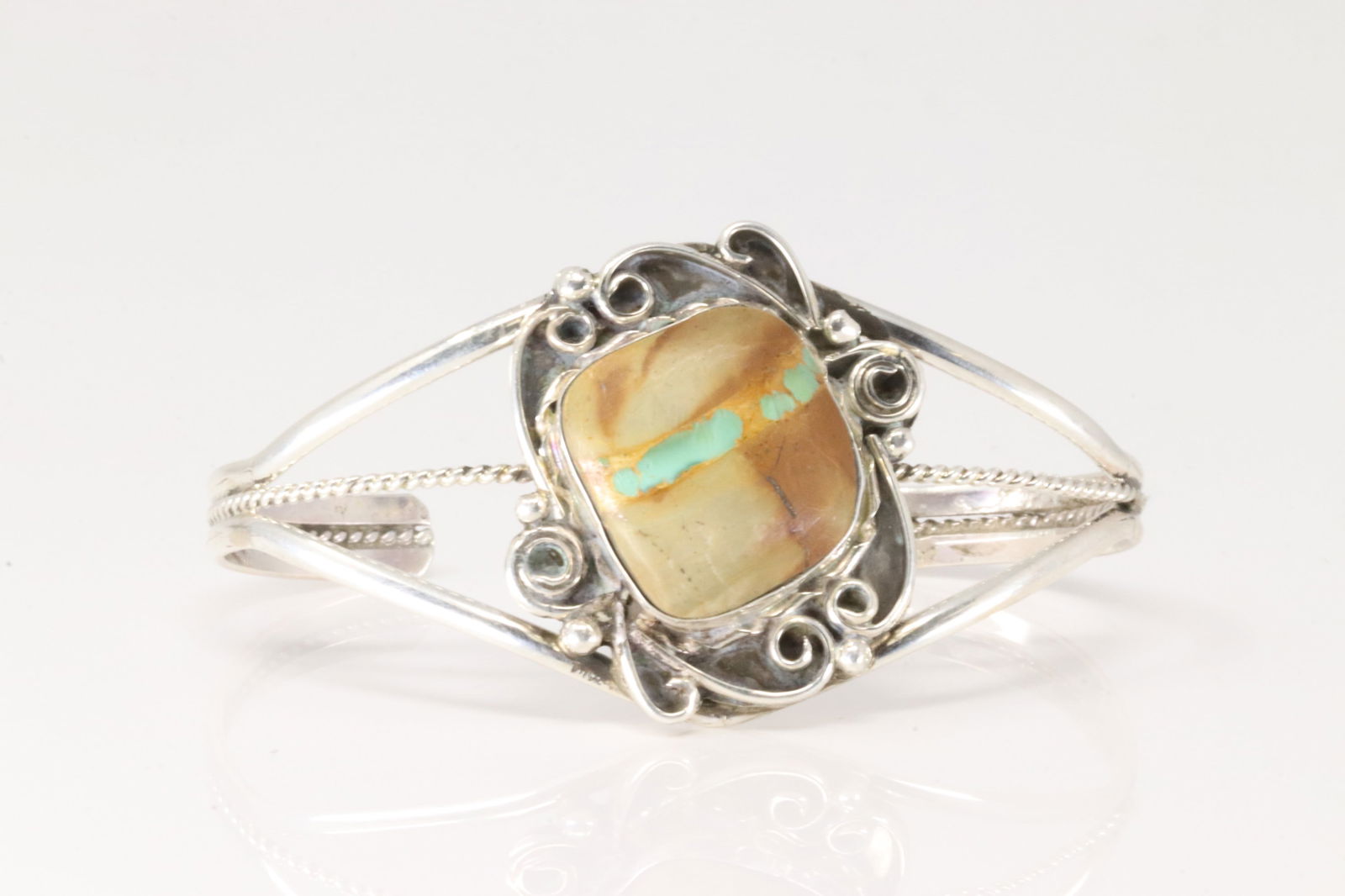 Native America Navajo Sterling Silver Boulder Turquoise Bracelet Cuff By D. (1 of 4)