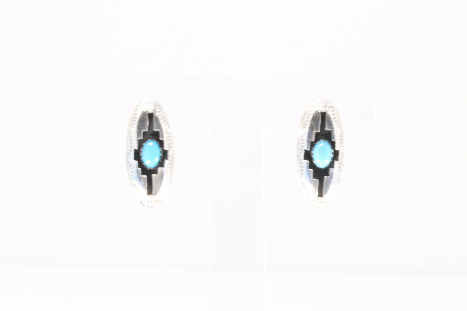 Native America Navajo Sterling Silver Turquoise Post Earring's By Felix Perry.: This is a Native America Navajo Sterling Silver Turquoise Post Earring's By Felix Perry.