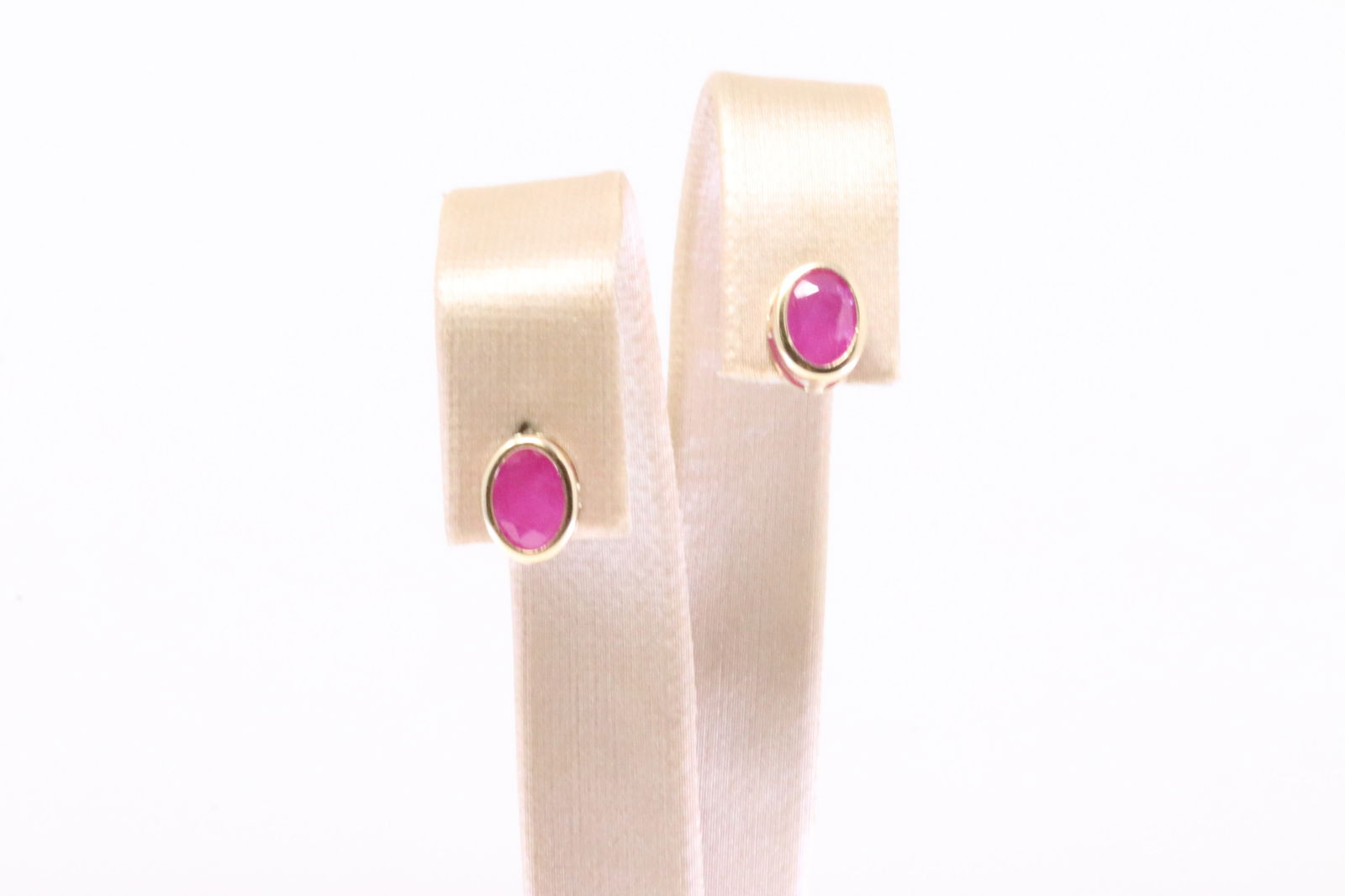 Ruby Stud Earring 14Kt. (1 of 4)