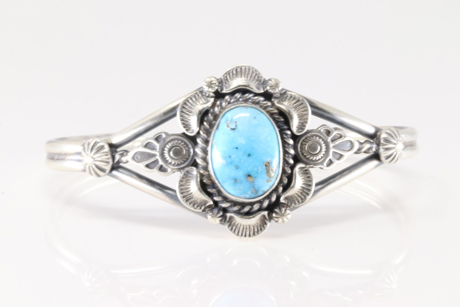 Native America Navajo Sterling Silver Turquoise Bracelet Cuff By Robert Shakey. (1 of 4)