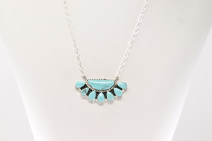 Native America Navajo Sterling Silver Turquoise Necklace By Gwendolyn Burnside.