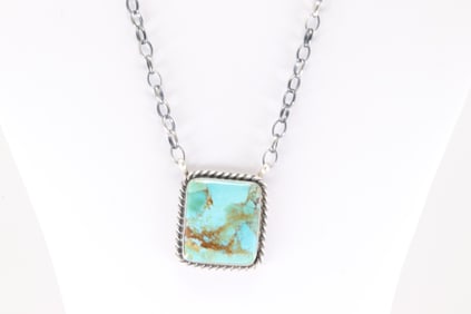 Native America Navajo Sterling Silver Kingman Turquoise Necklace By Augustine Largo.