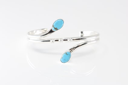 Native America Navajo Sterling Silver Turquoise Bracelet Cuff By Thomas Yazzie.