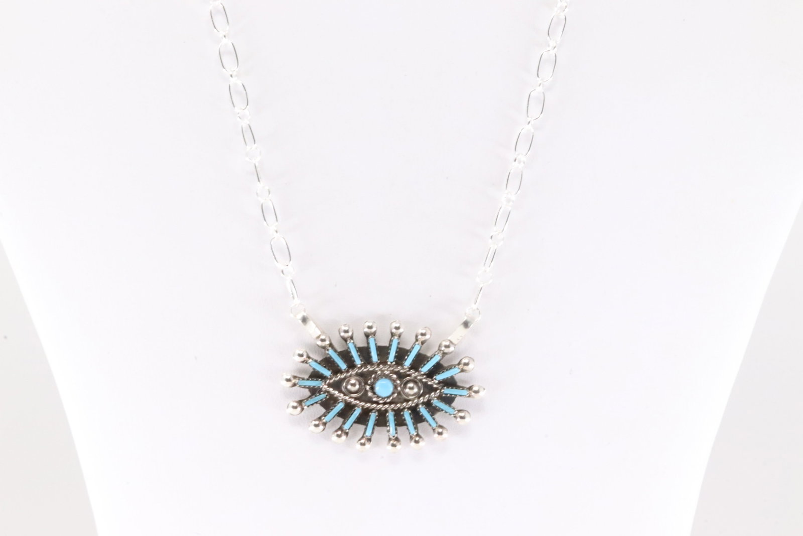 Native America Zuni Sterling Silver Turquoise Necklace By Philander Gia.: This is a Native America Zuni Sterling Silver Turquoise Necklace By Philander Gia. Necklace length: 18.00"
