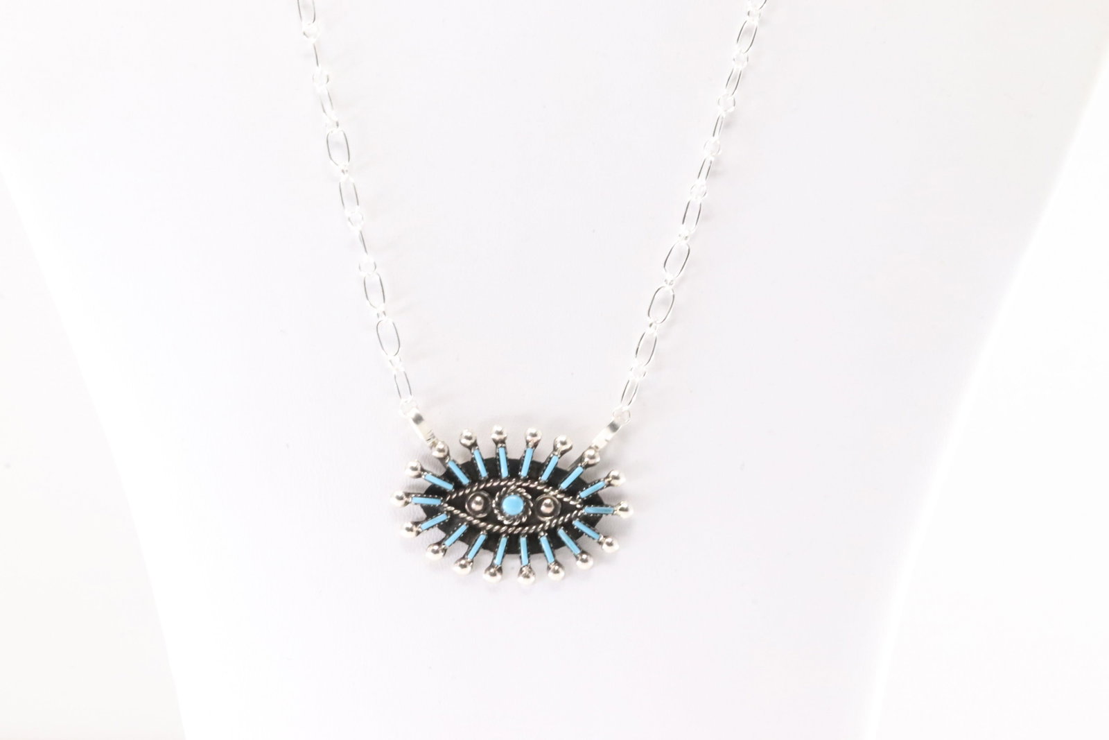 Native America Zuni Sterling Silver Turquoise Necklace By Philander Gia.: This is a Native America Zuni Sterling Silver Turquoise Necklace By Philander Gia. Necklace length: 18.00"