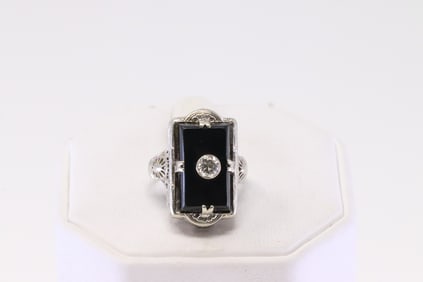 Black Onyx & Diamond Ring 14Kt.