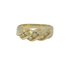14Kt Gold Diamond Ring