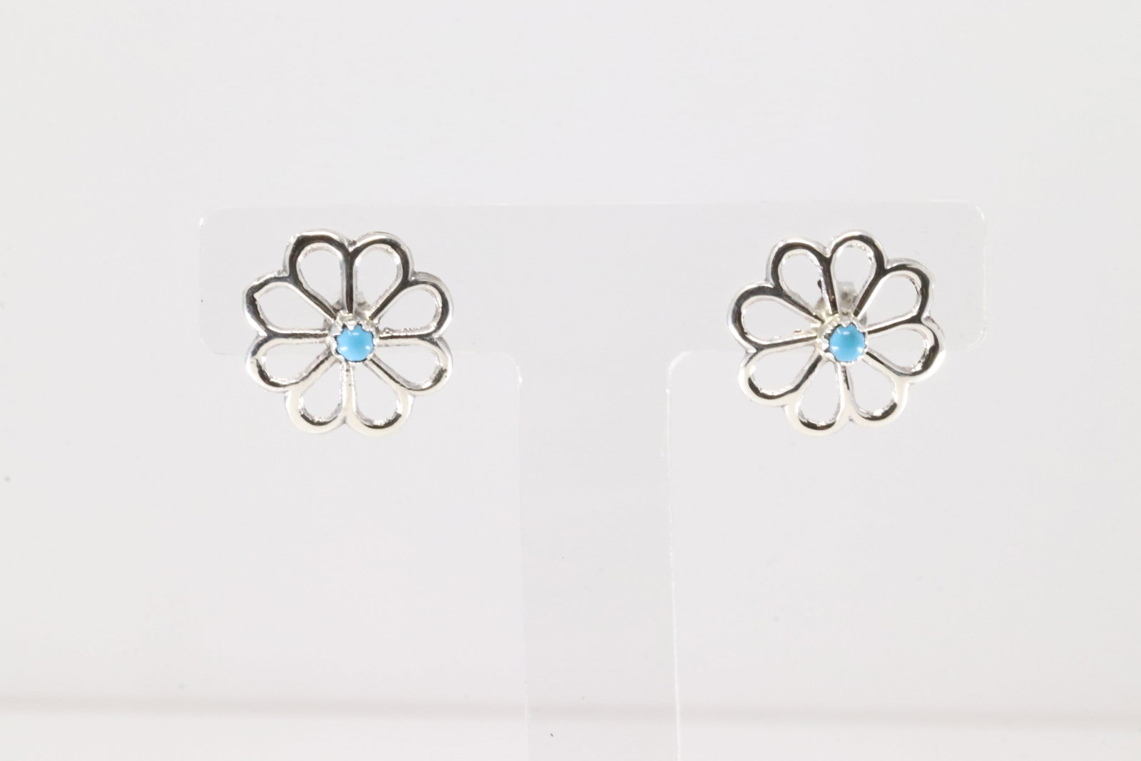 Native America Navajo Sterling Silver Turquoise Post Earring's By Lorraine Chee.: This is a Native America Navajo Sterling Silver Turquoise Post Earring's By Lorraine Chee.