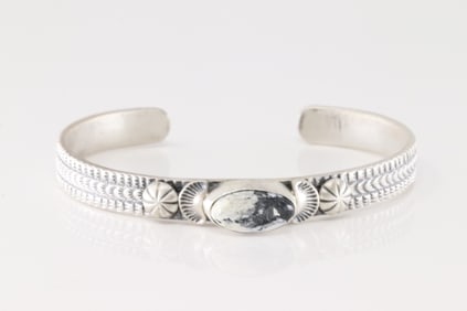 Native America Navajo Sterling Silver White Buffalo Bracelet By M.Spencer.