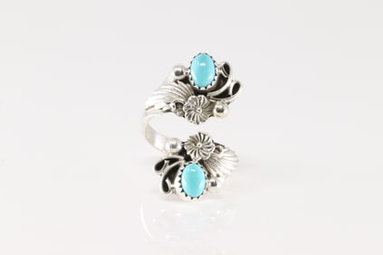 Native America Navajo Sterling Silver Turquoise Ring.