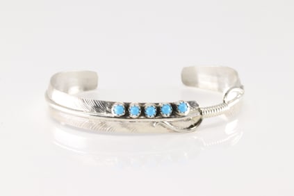 Native America Navajo Sterling Silver Turquoise Feather Bracelet Cuff By Chester Charley.
