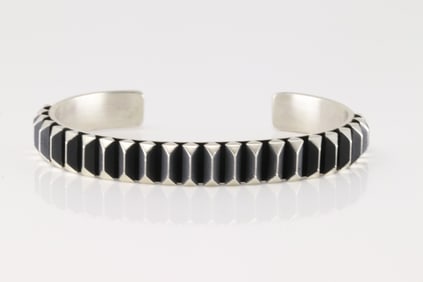 Native America Navajo Sterling Silver Solid Bracelet Cuff By L.Tahe.