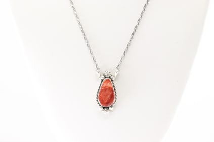 Native America Navajo Sterling Silver Spiny Oyster Necklace By Augustine Largo.