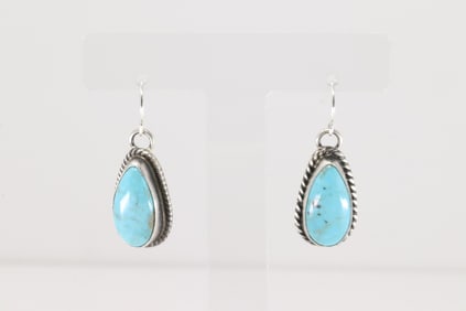 Native America Navajo Sterling Silver Kingman Turquoise Dangling Earring's By Sheryl Kee.