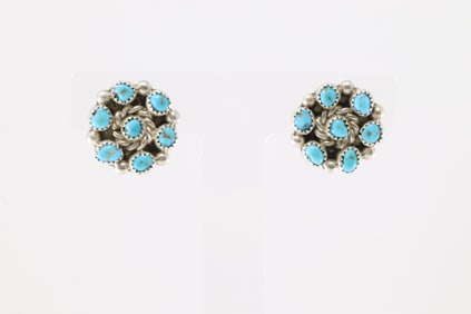 Native America Navajo Sterling Silver Kingman Turquoise Post Earring's By Maxine Ramirez.